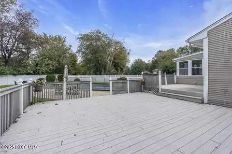 2 Ware Pl, Middletown, NJ 07748 photo 32