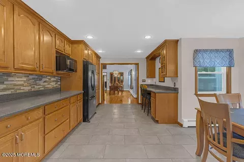 2 Ware Pl, Middletown, NJ 07748 photo 21