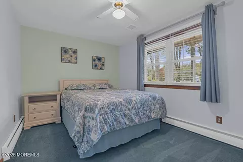 2 Ware Pl, Middletown, NJ 07748 photo 8