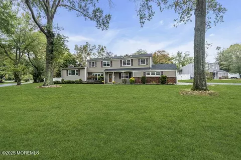 2 Ware Pl, Middletown, NJ 07748 photo 2