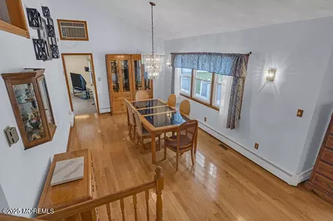 2 Ware Pl, Middletown, NJ 07748 photo 9