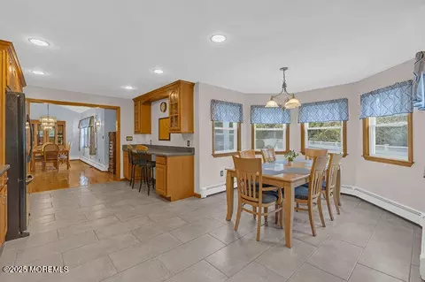 2 Ware Pl, Middletown, NJ 07748 photo 20