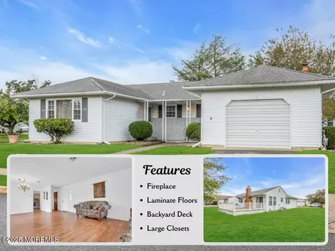 60 Woodstock Dr, Toms River, NJ 08757