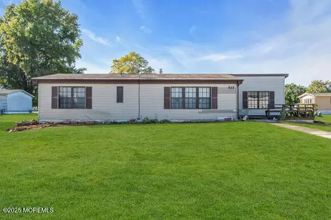 537 James St, Freehold, NJ 07728