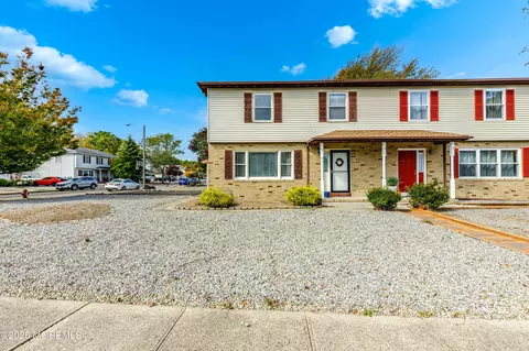 34 Denville St #A, Barnegat, NJ 08005
