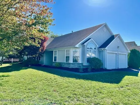 2430 Woodbine Ln, Toms River, NJ 08755