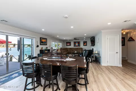 Dining - 658 Fairview Ln, Forked River, NJ 08731 photo 4 of 4