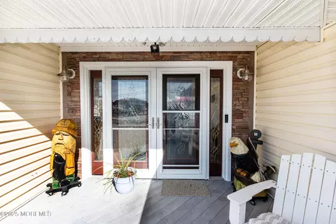 Exterior - 658 Fairview Ln, Forked River, NJ 08731 photo 5 of 24