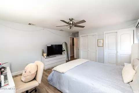 Bedroom - 658 Fairview Ln, Forked River, NJ 08731 photo 10 of 13