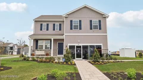 14 Dahlia Ct, Bayville, NJ 08721