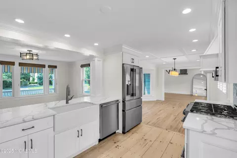 Kitchen - 406 Brown St, Brielle, NJ 08730 photo 1 of 5