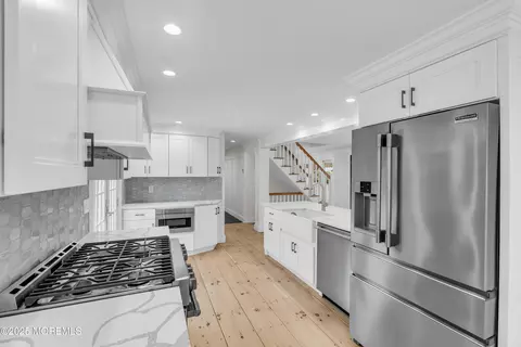 Kitchen - 406 Brown St, Brielle, NJ 08730 photo 5 of 5