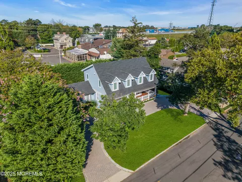 View/Area - 406 Brown St, Brielle, NJ 08730 photo 1 of 17