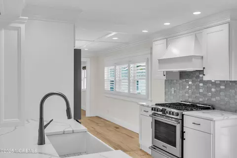 Kitchen - 406 Brown St, Brielle, NJ 08730 photo 4 of 5