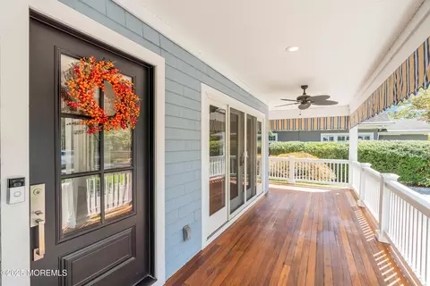 Exterior - 406 Brown St, Brielle, NJ 08730 photo 4 of 9