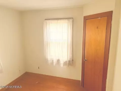 Bedroom - 139 Walnut Dr, Brick, NJ 08724 photo 2 of 2