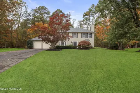 15 Aspen Ct, Jackson, NJ 08527