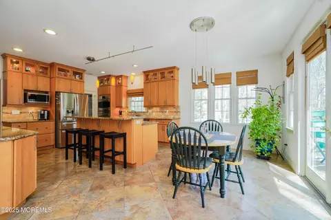 113 Willow Dr, Jackson, NJ 08527 photo 6