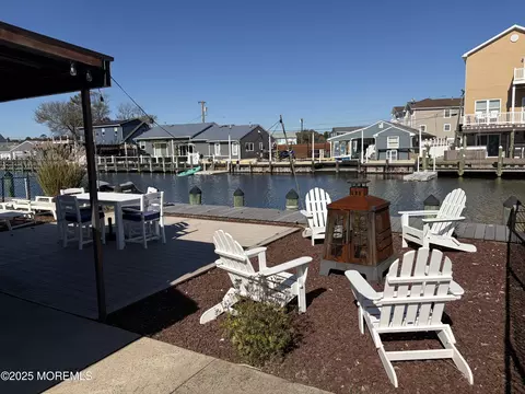 237 Butler Blvd, Bayville, NJ 08721
