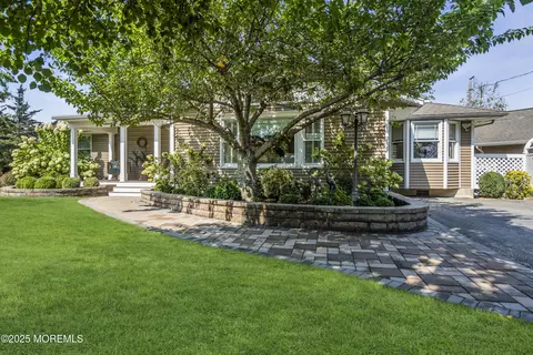 Exterior - 557 Motor Rd, Pine Beach, NJ 08741 photo 5 of 31