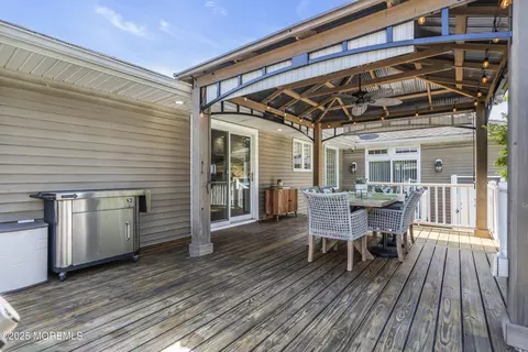 Exterior - 557 Motor Rd, Pine Beach, NJ 08741 photo 21 of 31