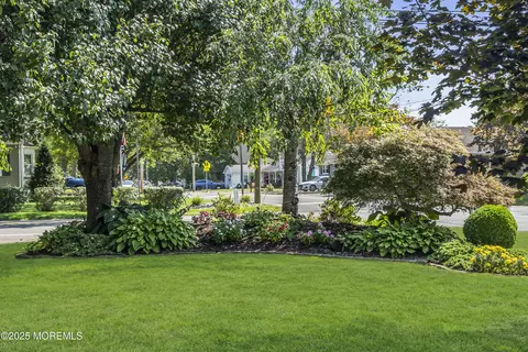 Exterior - 557 Motor Rd, Pine Beach, NJ 08741 photo 2 of 31