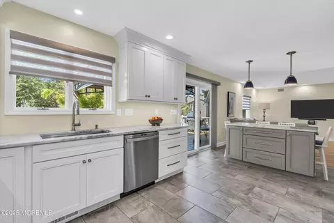 Kitchen - 557 Motor Rd, Pine Beach, NJ 08741 photo 3 of 10