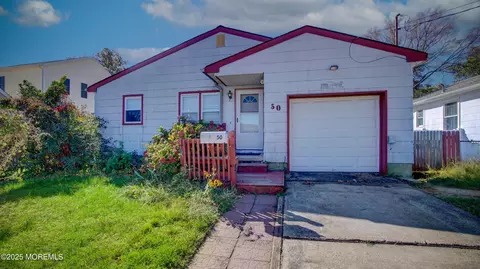 50 Monmouth Ave, North Middletown, NJ 07748