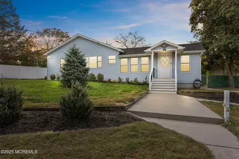 1213 17th Ave, West Belmar, NJ 07719