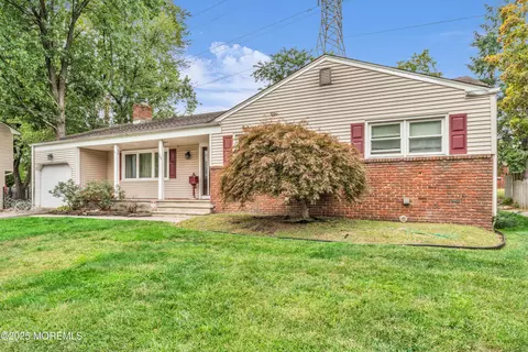 25 Eileen Way, Edison, NJ 08837 photo 2
