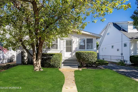 204 19th Ave, Belmar, NJ 07719