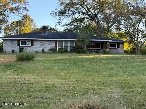 138 Windeler Rd, Howell, NJ 07731