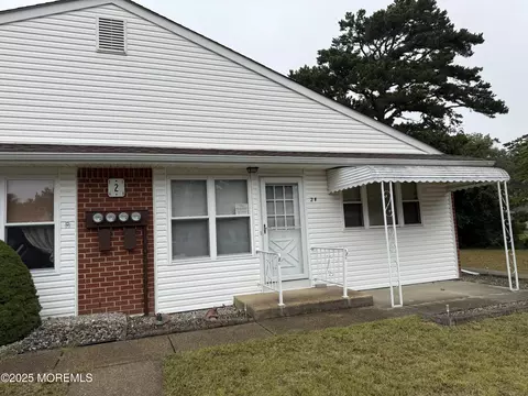 2 Verbena Ct #B, Whiting, NJ 08759