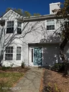 325 Town Dr, Manalapan, NJ 07726