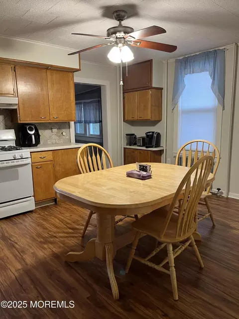 Kitchen - 84 Bingham Ave, Rumson, NJ 07760 photo 2 of 4