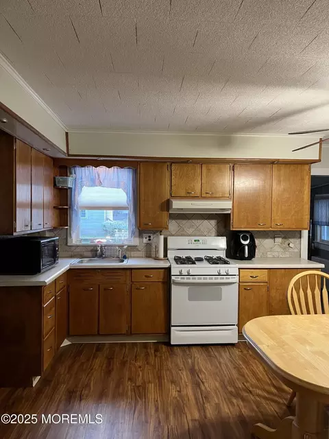 Kitchen - 84 Bingham Ave, Rumson, NJ 07760 photo 1 of 4