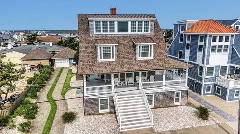 809 S Ocean Ave, Seaside Park, NJ 08752