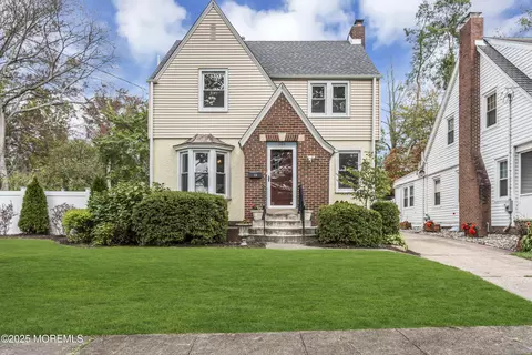 138 Abernethy Dr, Trenton, NJ 08618