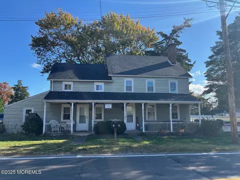 70 Main St, Waretown, NJ 08758 photo 3