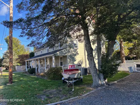 70 Main St, Waretown, NJ 08758 photo 6