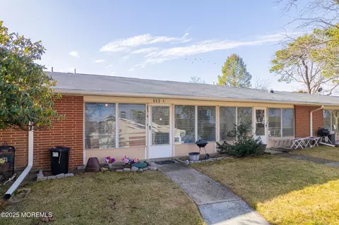 653 Plymouth # B, Lakewood, NJ 08701