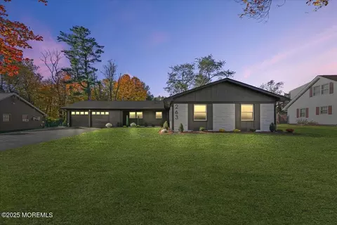263 Tiffany Ln, Willingboro, NJ 08046