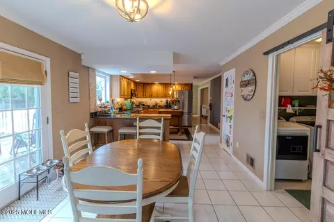 Dining - 235 Pello Rd, Brick, NJ 08724 photo 3 of 3