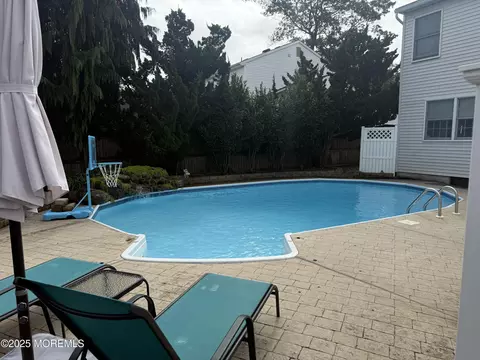 Exterior - 235 Pello Rd, Brick, NJ 08724 photo 6 of 10