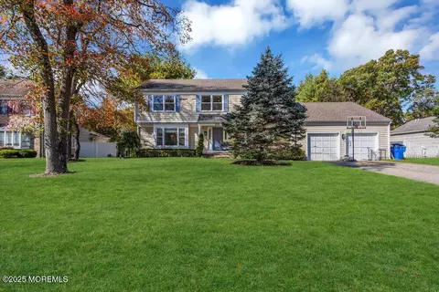 213 Jumping Brook Dr, Toms River, NJ 08755