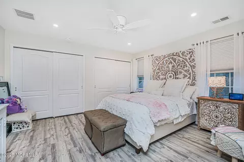 Bedroom - 165 Huntington Dr, Jackson, NJ 08527 photo 6 of 6