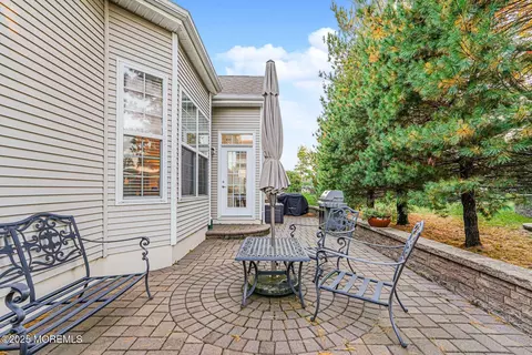 Exterior - 165 Huntington Dr, Jackson, NJ 08527 photo 3 of 3