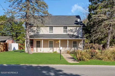 22 E Lacey Rd, Forked River, NJ 08731