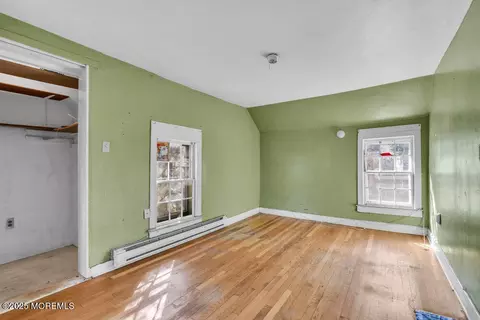 Bedroom - 22 E Lacey Rd, Forked River, NJ 08731 photo 5 of 6