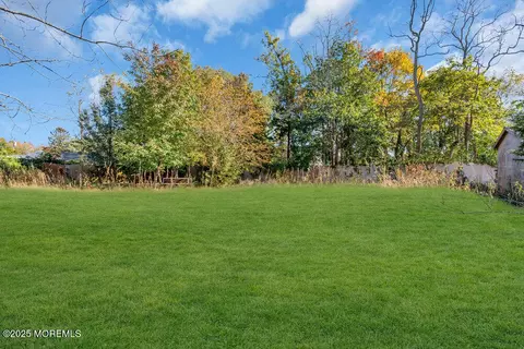 Exterior - 22 E Lacey Rd, Forked River, NJ 08731 photo 4 of 5